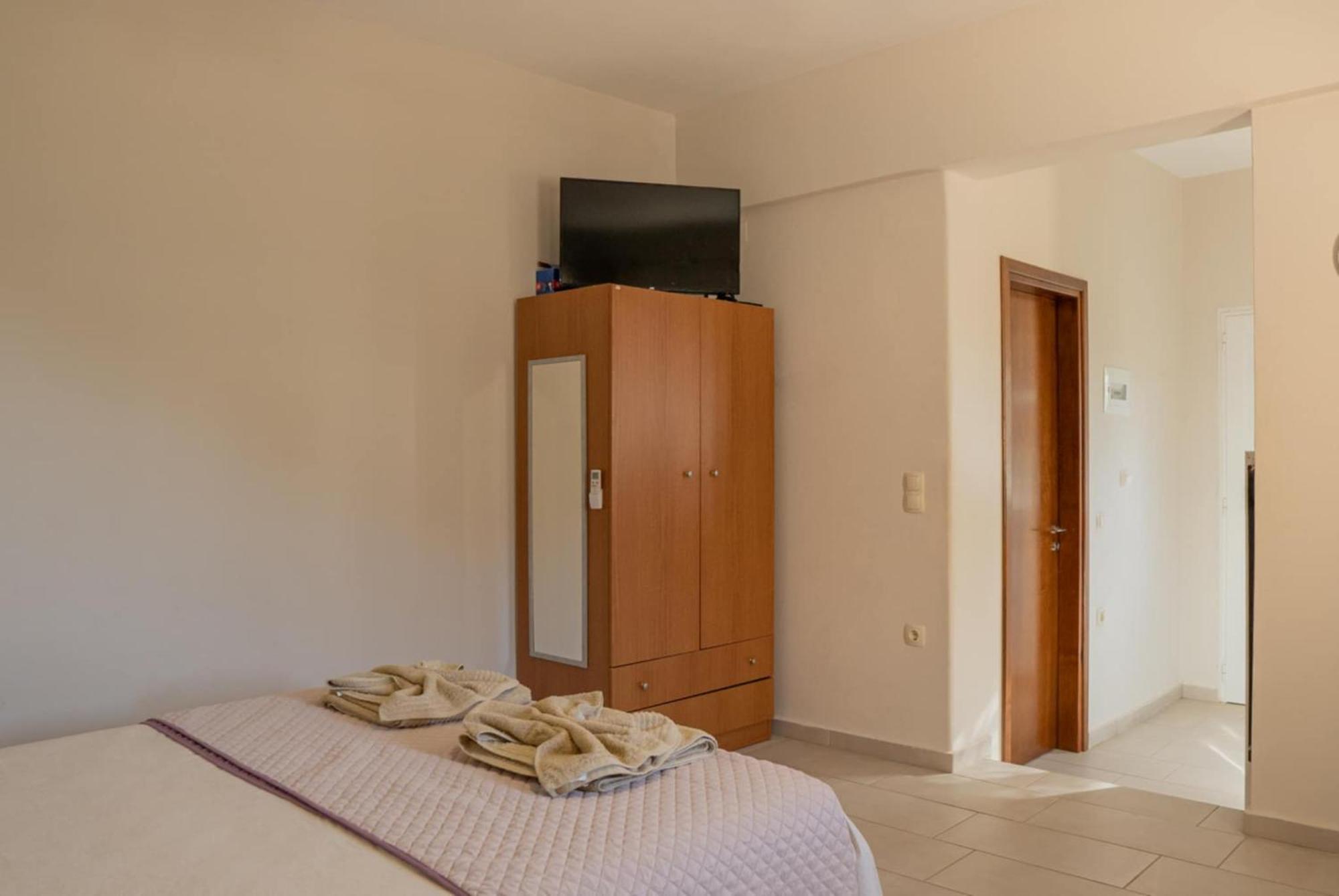 Studios Anna Maria With Sea View Kapetanianá Zewnętrze zdjęcie